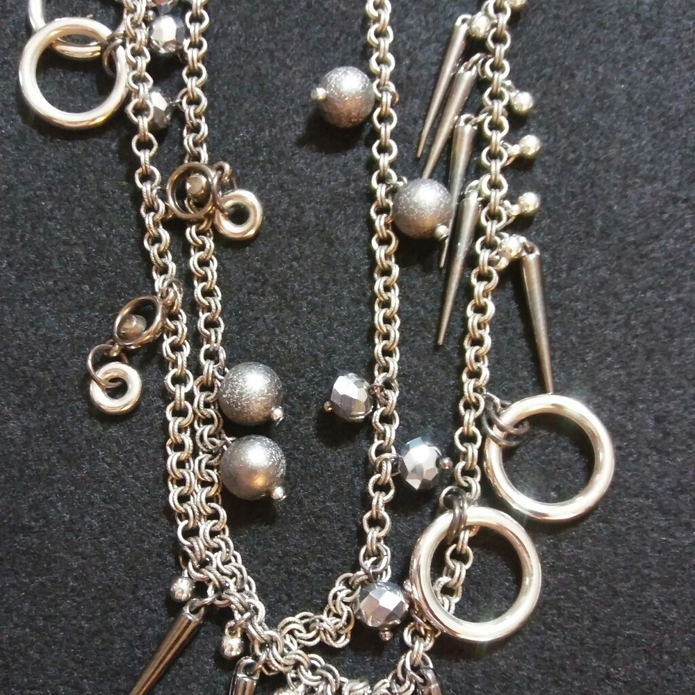 🌟Treska Hoops Chains & Spikes Necklace🌟